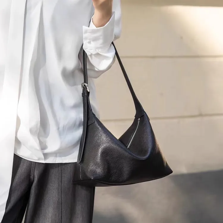 新款hobo包包女通勤松弛慵懒复古时尚高级百搭斜挎单肩腋下饺子包