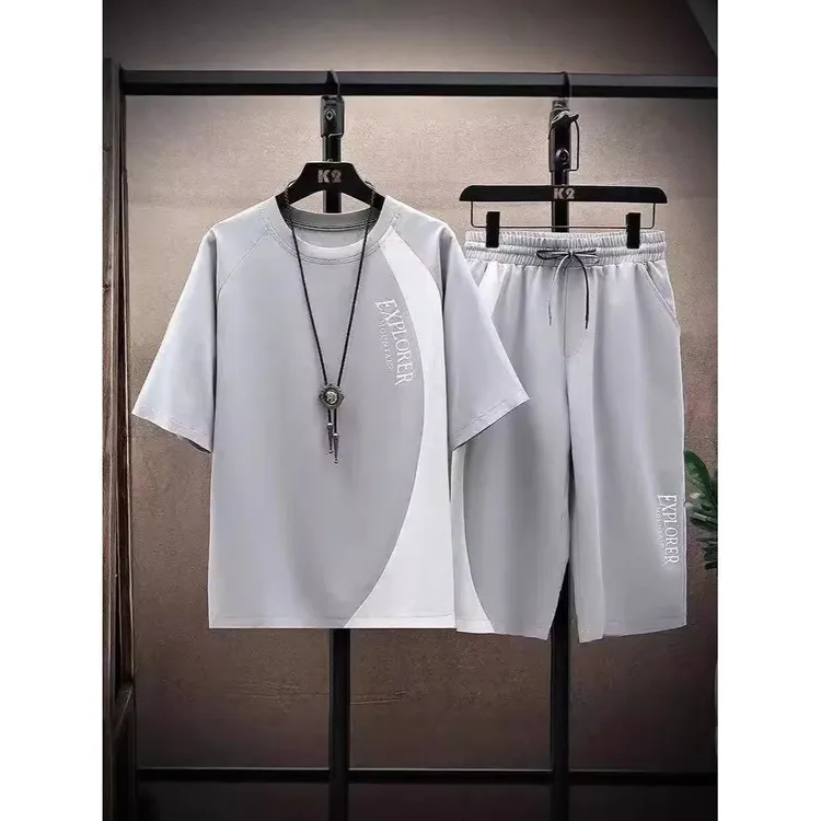 2025新款夏季短袖t恤套装男韩版潮流青少年休闲运动七分裤两件套