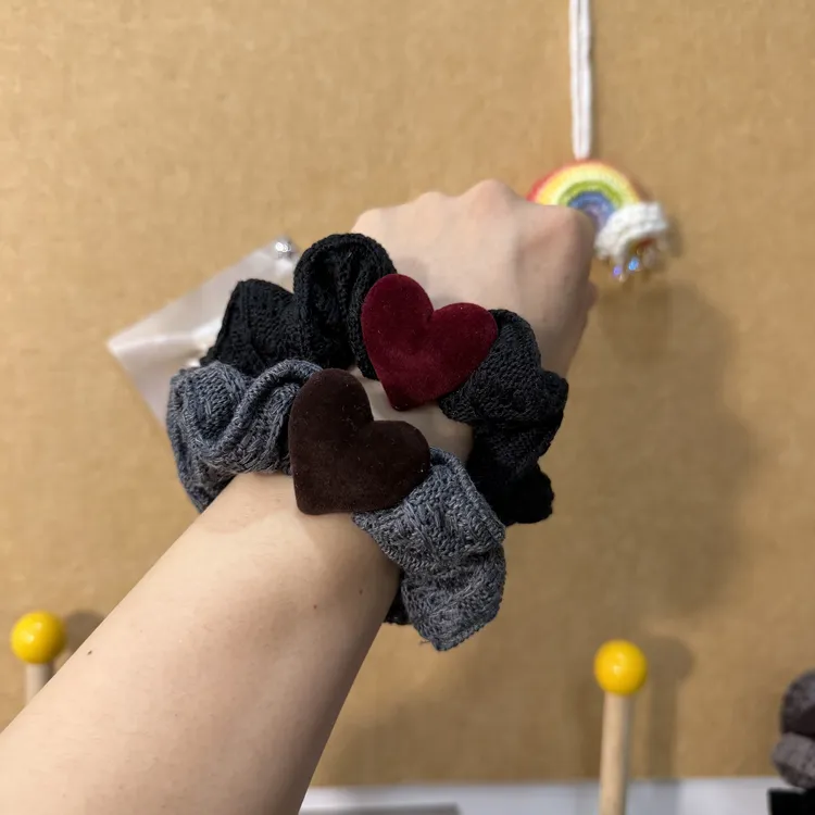 撞色爱心高级感发绳韩版头饰发饰气质百搭简约大肠发圈