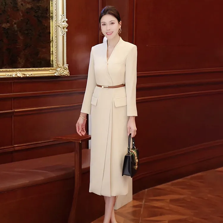西装女秋冬新款时尚气质高级感长款主持人显瘦直筒裙Q8033