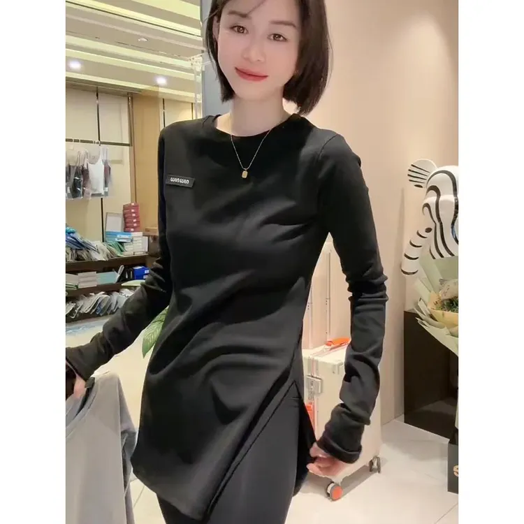 2025秋冬新款韩版显瘦开叉打底衫女长袖中长款T恤女圆领内搭上衣