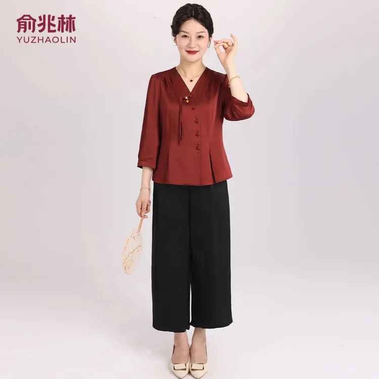 洋气时尚妈妈装春装中式国风上衣中老年斜襟盘扣开衫两件40-50岁