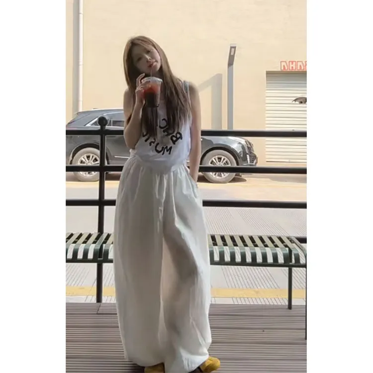 2025夏季新款修身显瘦无袖上衣设计感薄款休闲简约直筒宽松长裤女