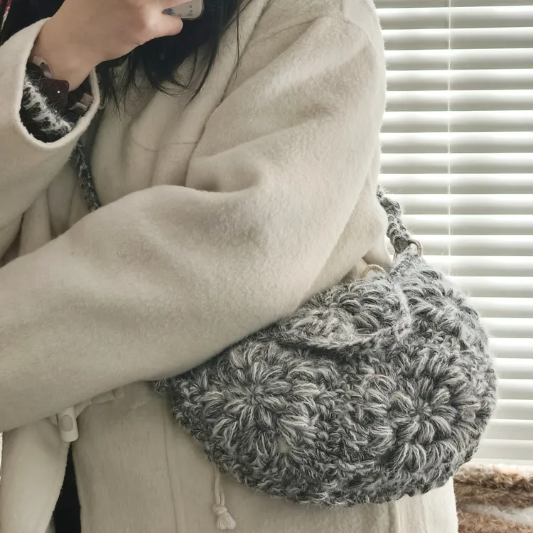 ［材料包］秋冬牛角包祖母格手工钩针编织diy毛线斜挎包非成品