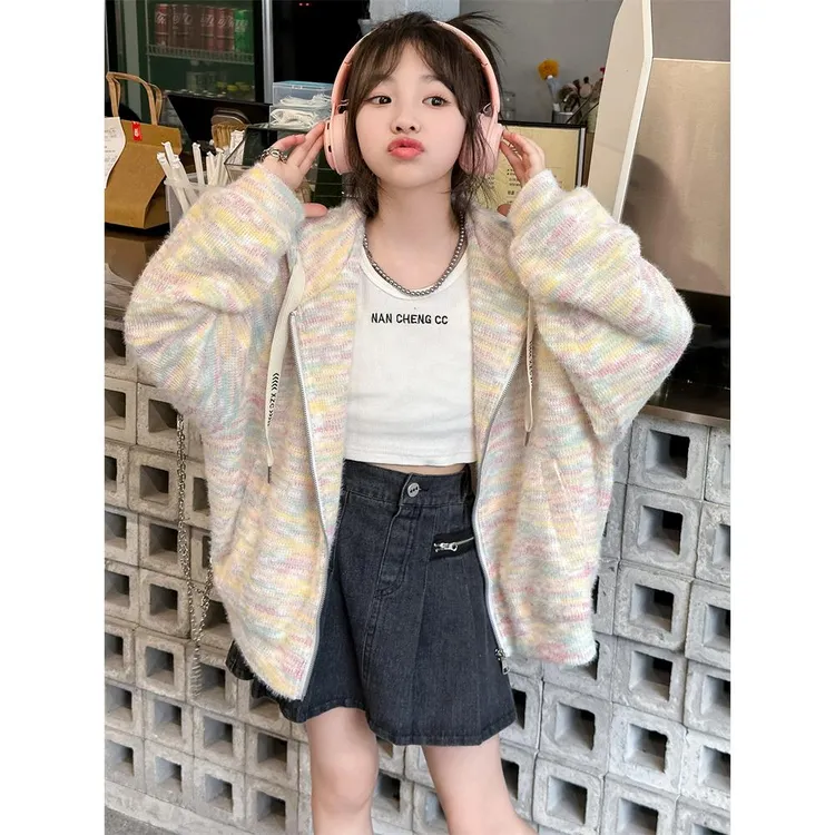 女童外套秋季新款大童针织衫洋气上衣儿童时髦毛衣女孩多巴胺秋装