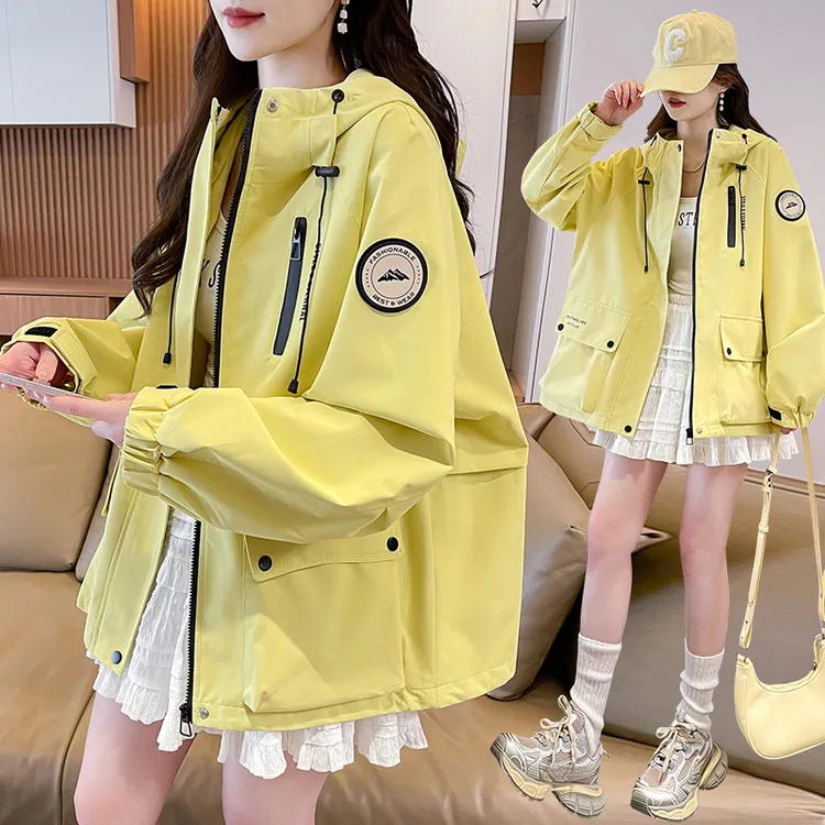 连帽冲锋衣外套少女春秋2025新款初高中学生宽松休闲潮牌工装上衣