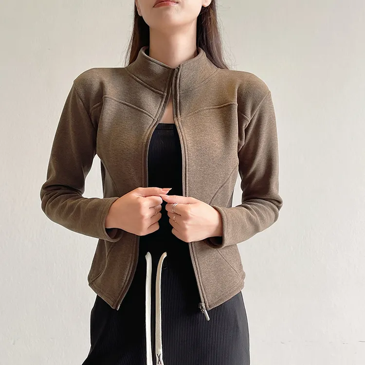 醉梓菡加绒加厚短外套女秋冬外穿2025新款羊羔绒立领保暖瑜伽上衣