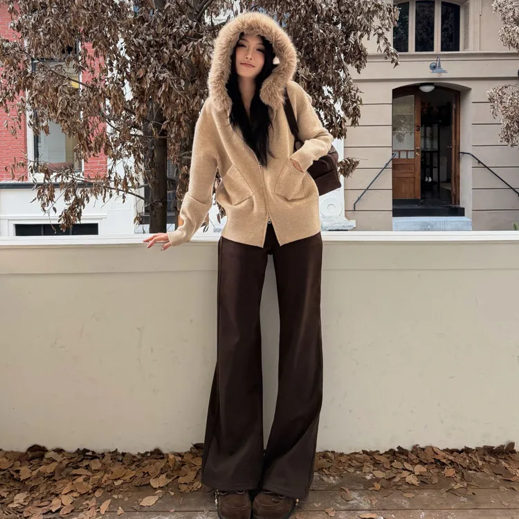 Moprobably李予诺「恰恰」解构风美式时尚加绒微喇牛仔裤L5473063