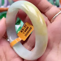 翡翠手镯未镶嵌翡翠