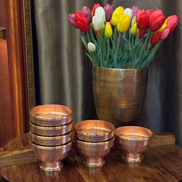 西藏手工红铜黄铜雕花供水碗居家用品（口径13cm）