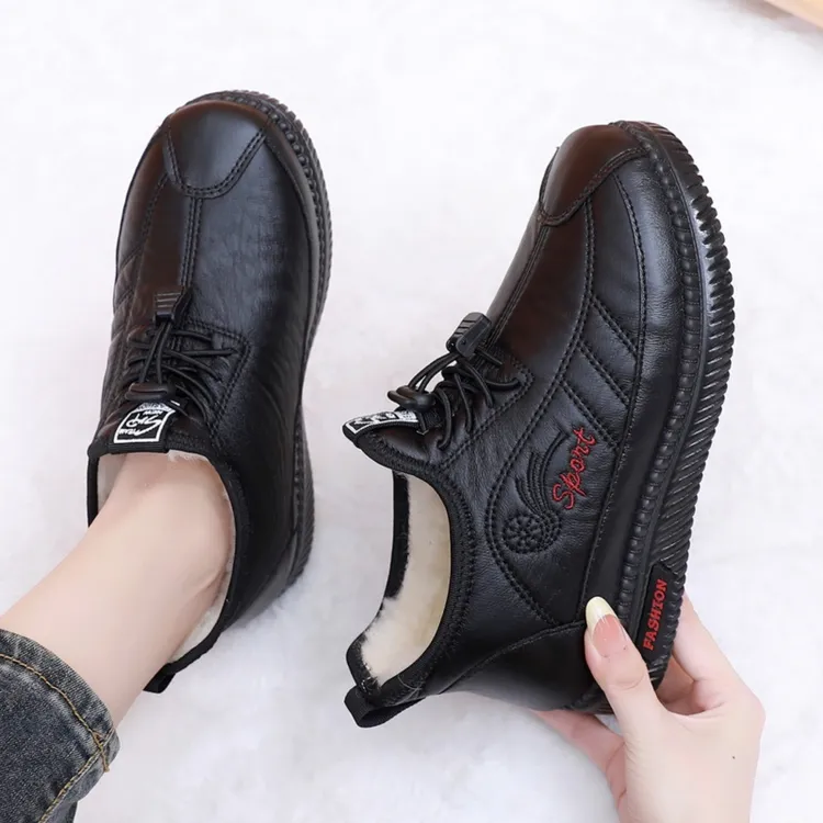 冬季新款绵羊毛棉鞋防水加绒加厚中老年雪地靴防滑软底保暖妈妈鞋