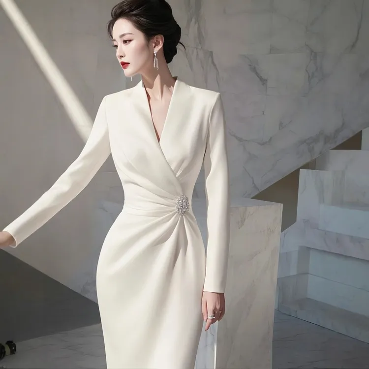 法式名媛女神范高端小众宴会生日礼服裙高级感出席重要场合连衣裙