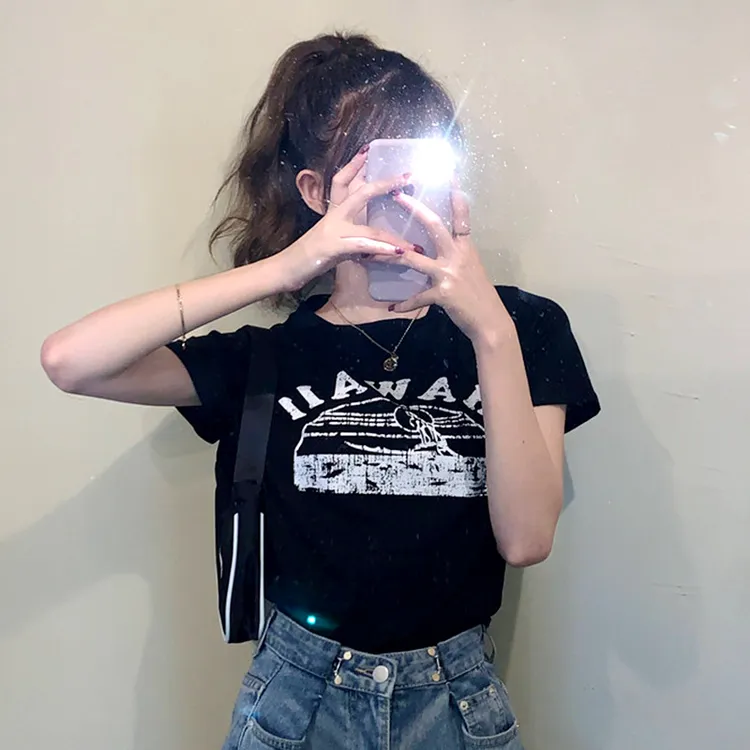 美式复古黑色短袖T恤女装夏季新款设计感辣妹短款学生上衣服