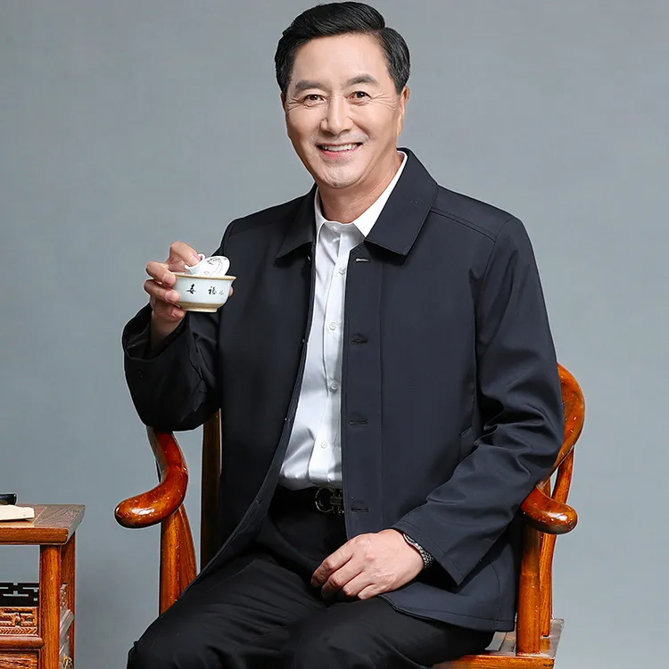 春装爸爸外套男中老年人男装夹克春秋款中年男士上衣外穿爷爷衣服