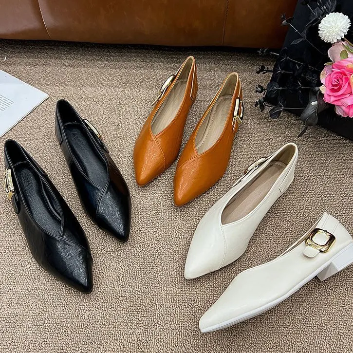大富贵真皮浅口春新款单鞋尖头法式软底女鞋平底鞋软皮粗跟小皮鞋