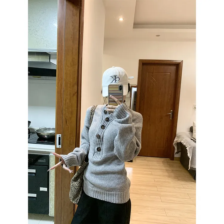 长袖上衣小众女装2025早春新款洋气百搭慵懒风排扣百搭气质针织衫