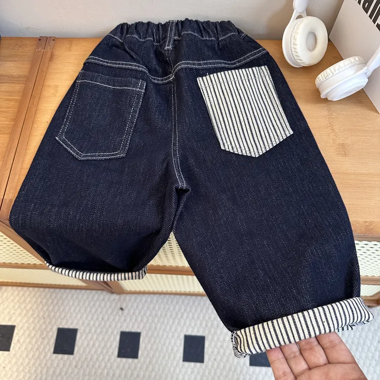 儿童复古牛仔裤春秋新款百搭洋气韩版长裤童装秋装宽松牛仔长裤潮