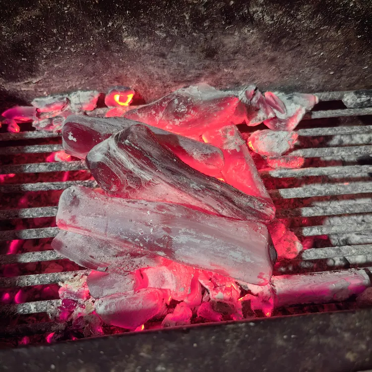 陕西天然纯苹果木白炭燃烧时间长滴油不起明火适合高端烧烤、火硬