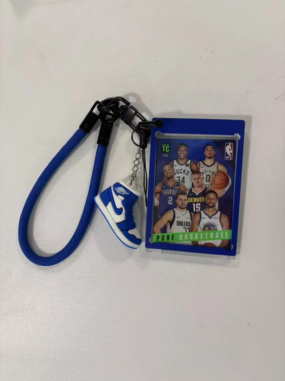 篮球精美挂件 含6名球员纪念卡  联系客服可定制其他样式