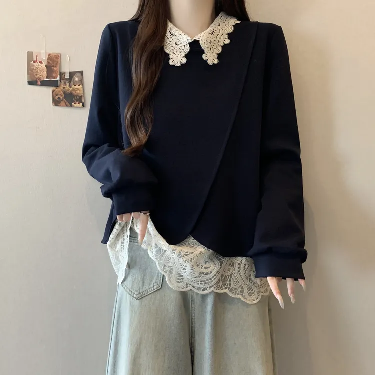大码遮肚子娃娃领蕾丝拼接卫衣女春秋微胖MM宽松显瘦百搭洋气上衣