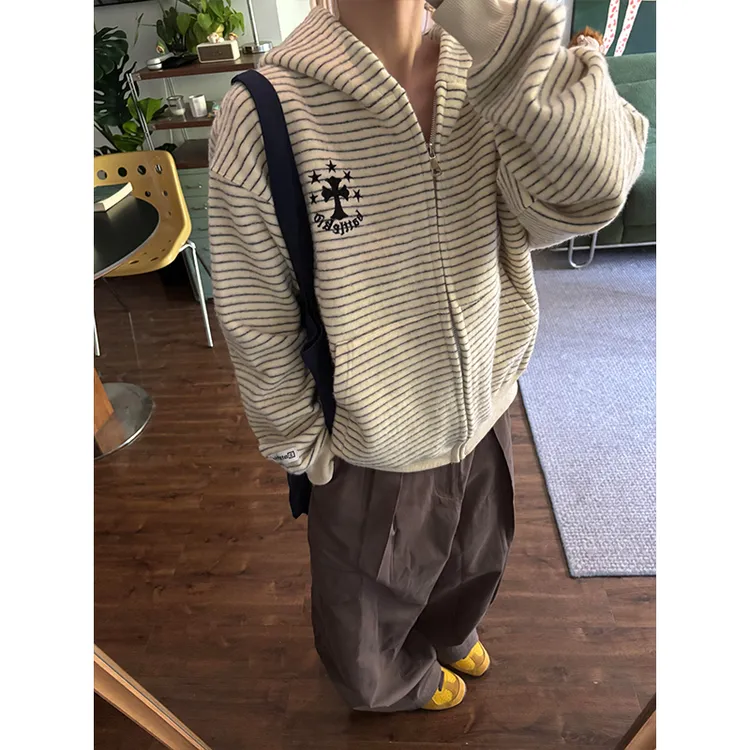 韩系松弛条纹连帽2025早秋拉链外套女小众慵懒风设计感宽松开衫