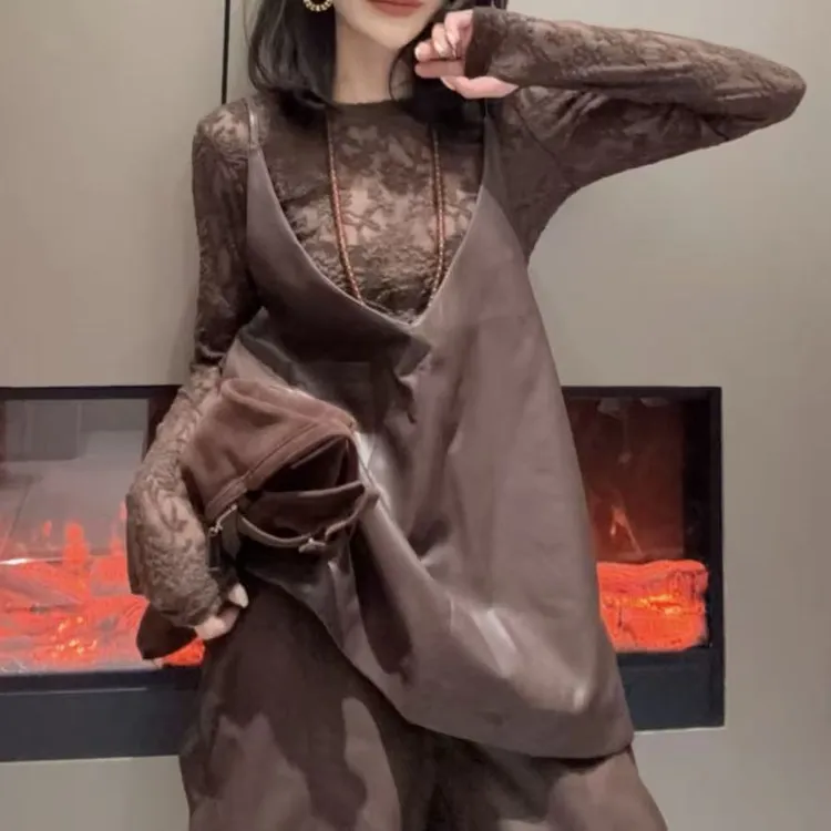 欧货三件套显瘦长袖网红时尚气质水洗皮马甲洋气九分裤百搭套装女