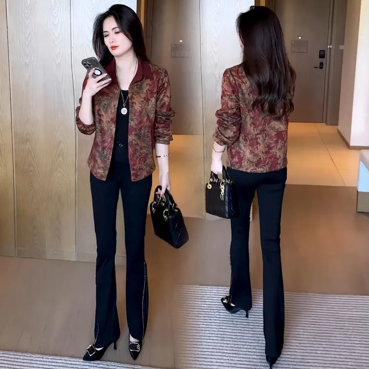 时尚印花短外套女2025秋季新款洋气显瘦翻领长袖休闲百搭夹克上衣