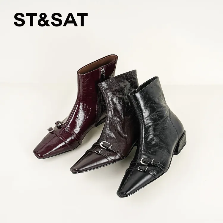 St&Sat/星期六低跟秋冬女鞋百搭街头风女靴时尚复古方头马丁靴