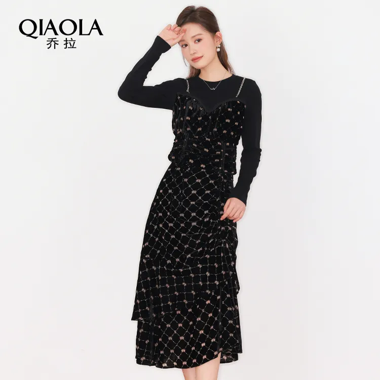 QIAOLA/乔拉【墨蝶舞步】秋季平绒烧花碎花假两件轻奢时尚套装