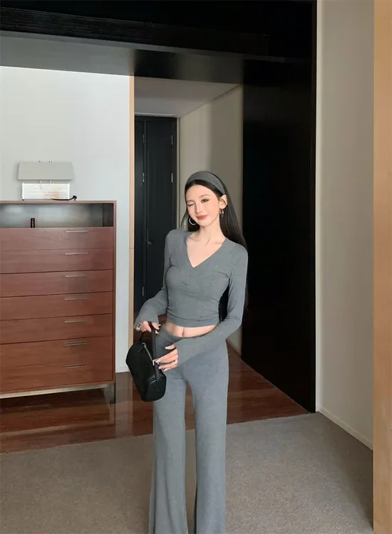 辣妹套装简约纯色长袖上衣两件套半身裤裙#8234