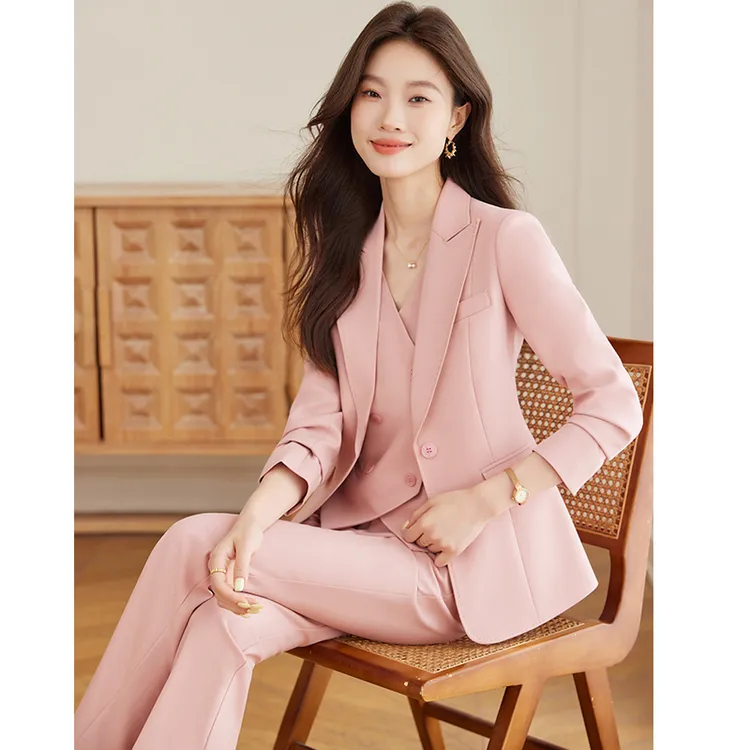 高级感粉色西装套装女2025秋冬新款时尚气质女神范西装马甲三件套