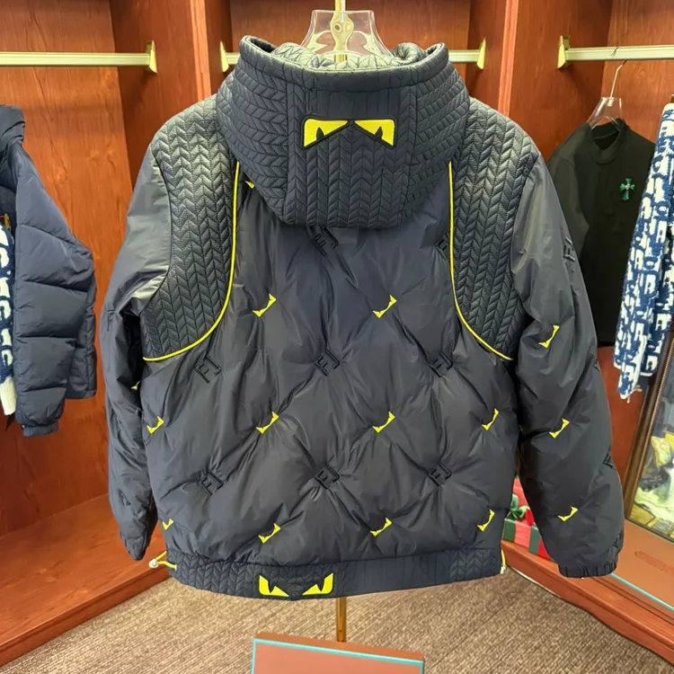 冬季新款高端轻奢欧货鹅绒连帽羽绒服8002