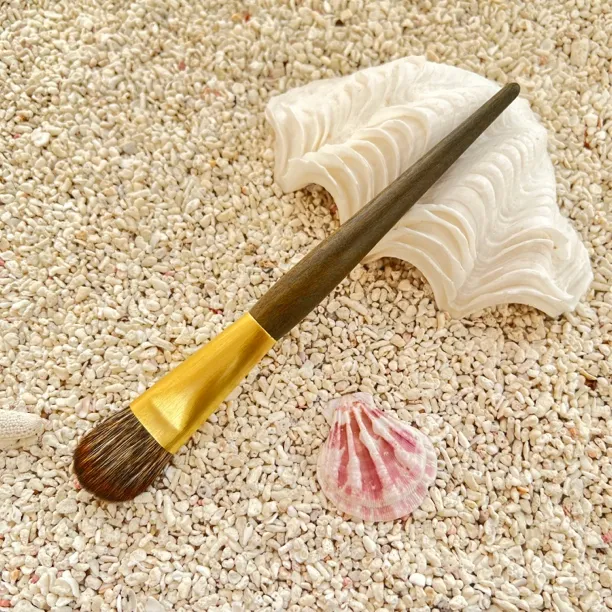 沧州产绿檀柄黄狼尾混松鼠毛坡形腮红刷膏体液体泥状粉质腮红适用