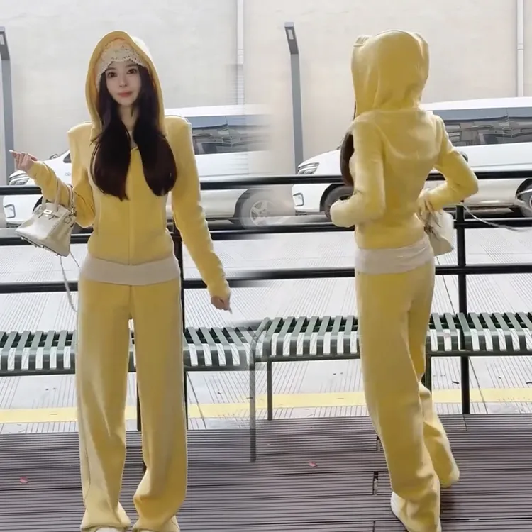 2025秋冬新款时尚显瘦气质网红高档套装女高级百搭宽松大码两件套