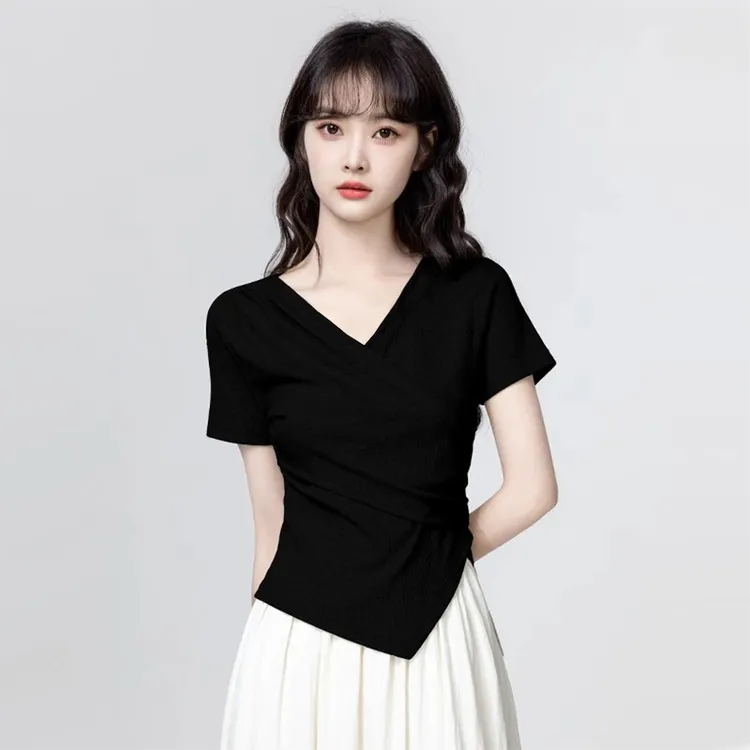 气质交叉V领短袖t恤夏季不规则百搭精致正肩半袖时尚黑色小衫ins