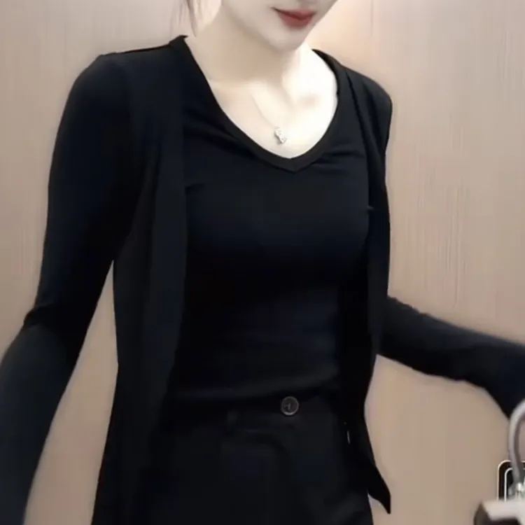 时尚女款假两件小外套显瘦休闲上衣女百搭网红长袖气质5235