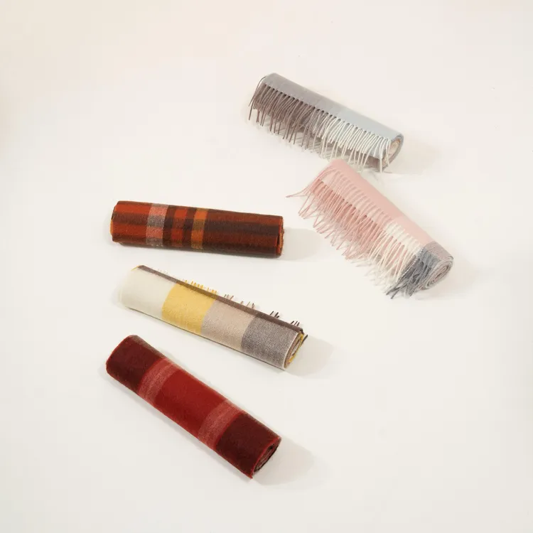 西子/【B*家经典】100山羊绒轻奢经典苏格兰英伦格纹围巾/SJKX0005