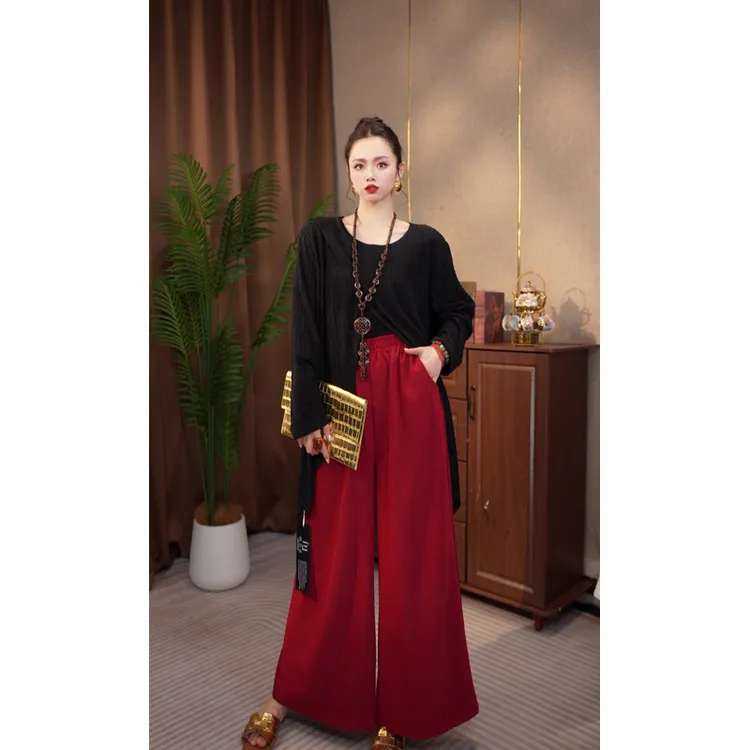 075白色/076黑色/077红色/新款时尚长袖百搭百配三色上衣 J