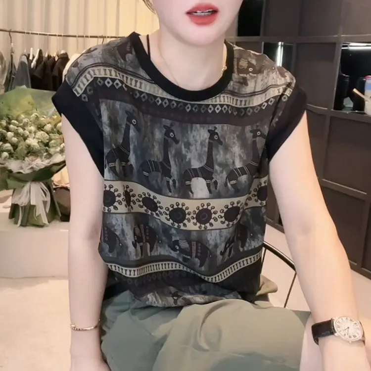 【现货+运补】优质版2025夏款圆领时尚无袖显瘦上衣女别致抽绳小衫