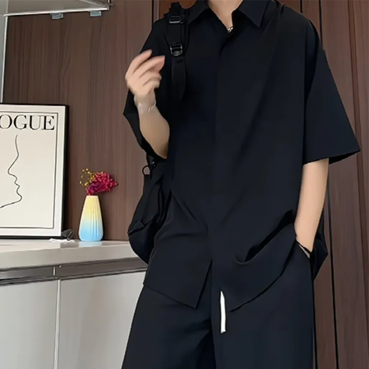 夏季薄款冰丝短袖衬衫男黑色简约纯色痞帅半袖大码休闲衬衣外套潮