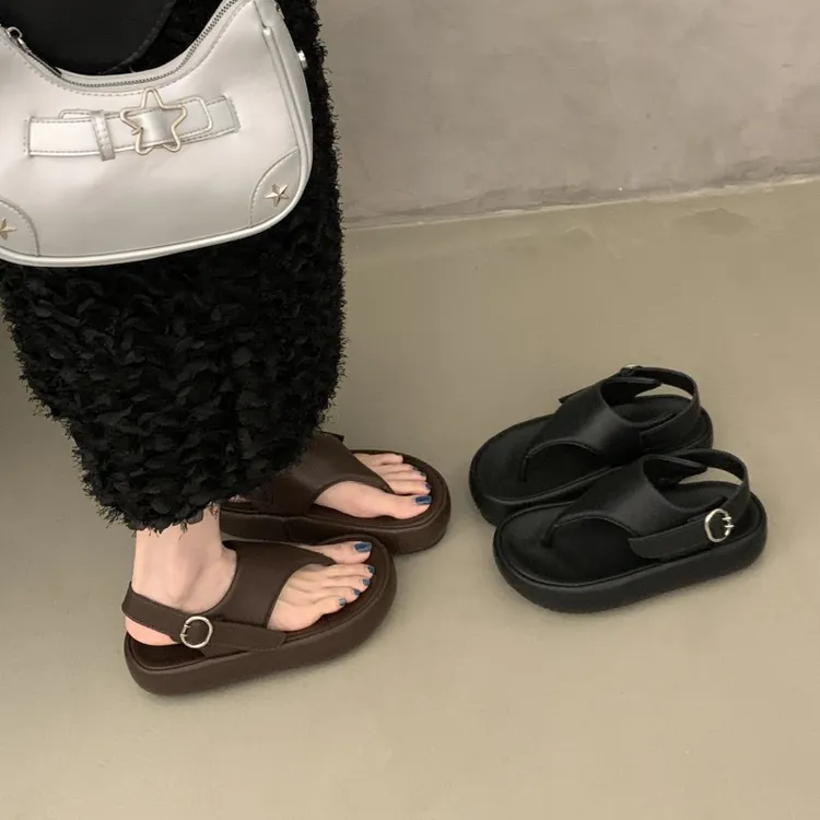 韩式简约复古厚底夹趾人字凉拖女夏外穿2025新款休闲百搭沙滩凉鞋