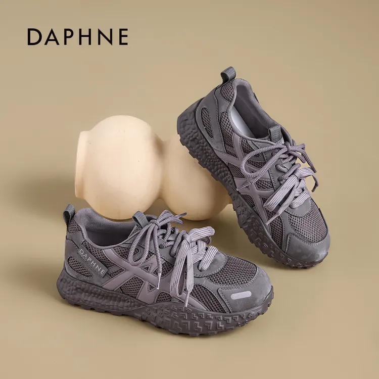 达芙妮2025新款秋冬季德训鞋运动鞋透气时尚休闲鞋百搭增高女鞋M