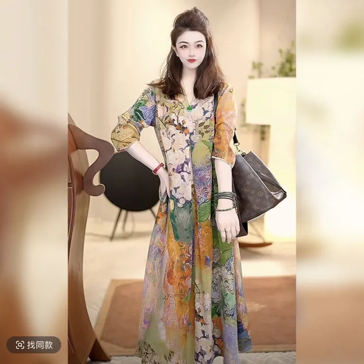法式气质V领复古国风女2025春季新款洋气收腰显瘦海边度假裙子