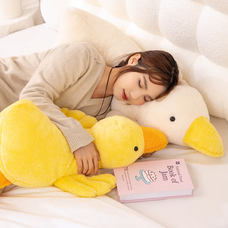 艾斯德爆款趴趴鸭抱枕毛绒玩具大玩偶抱睡公仔布娃娃生日礼物