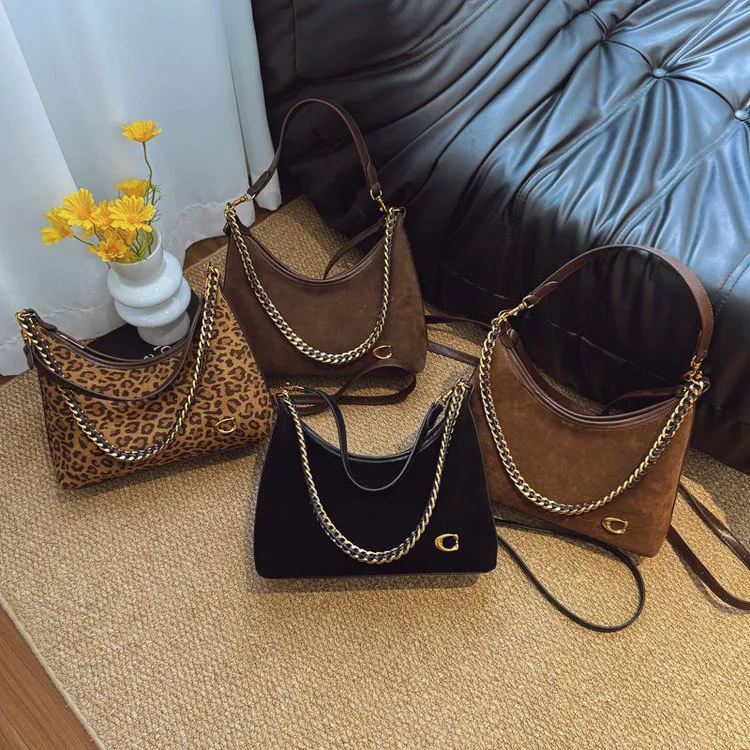 新款磨砂皮复古轻奢风时尚单肩斜挎包包（朱丽叶）