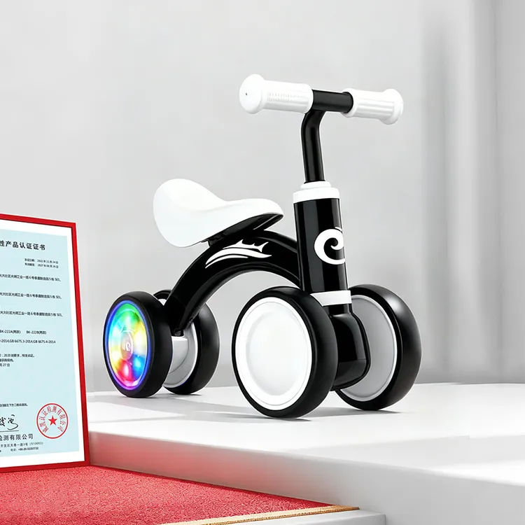 儿童平衡车1-3岁婴幼儿四轮平衡车带灯光学步滑步车