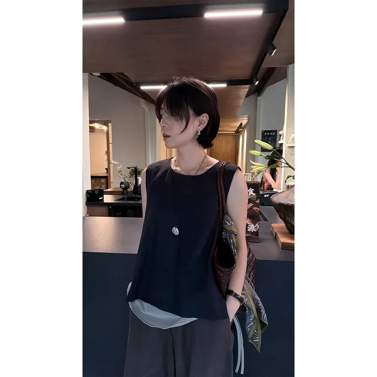 苏安家|“轻烟”夏日腔调 假两件飘逸感夏季凉爽透气无袖小衫