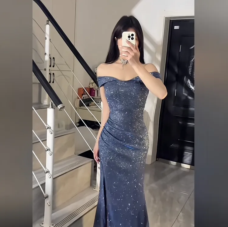 蓝色闪闪一字肩连衣裙女气质主持人生日派对宴会礼服礼裙开叉长裙