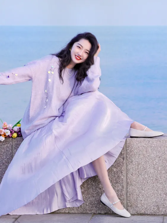 早春穿搭一整套温柔气质紫色针织衫流光仙女气质半身裙长裙两件套