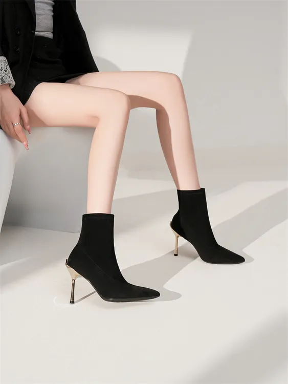 2025秋冬新款水钻瘦瘦靴尖头短靴细跟气质百搭靴子时尚高跟鞋女靴